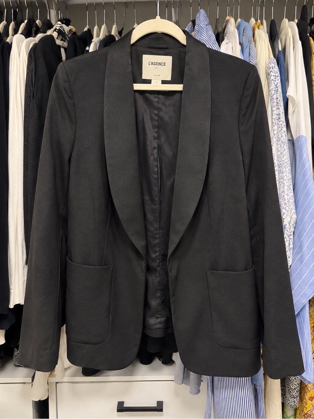 L'AGENCE Black Shawl-Collar Blazer